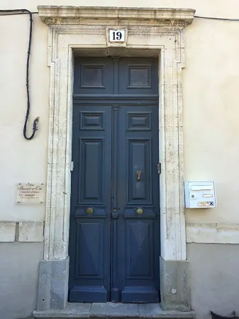 Entre Bastide et Cité et Son Rooftop Отели в г. Каркасон