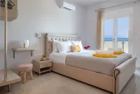 Gianna's Panoramic Seaview Twin Villas with pool 1 Hotel a Apokoronas