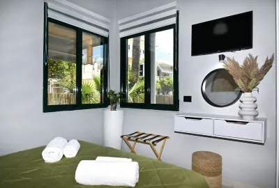 El Dorado Corner Hotels in Nea Hora