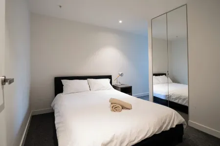 KozyGuru Collingwood 2B Townhouse