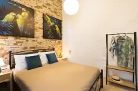 roof garden-panoramic view and jacuzzi