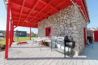 Bohém Borklub Hotels in Tarcal