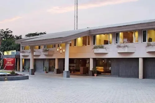 Enrise by Sayaji Bhopal - bar