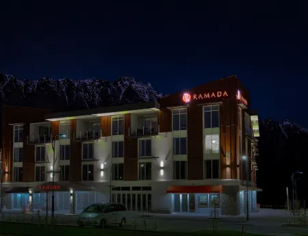 Ramada Suites by Wyndham Queenstown Remarkables Park