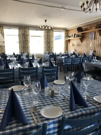 Vatnahalsen Høyfjellshotell Отели в г. Город Флом