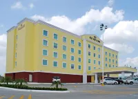 Rio Vista Inn Business High Class Hotel Poza Rica - Parking