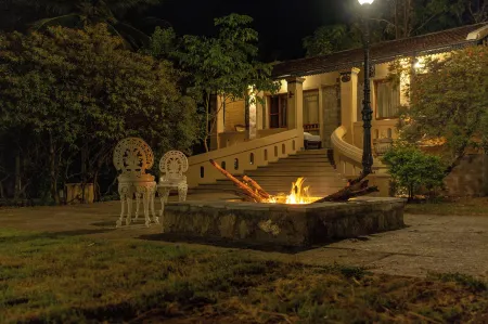 Akshaya Bungalow by Sparsa