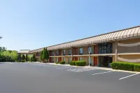 Baymont by Wyndham Knoxville I-75 Hotels in Knoxville