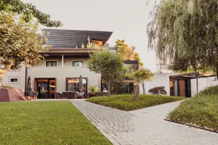 Quinta de Silvalde Отели в г. Кодессуш