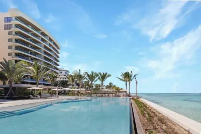 Aqualina Hotels in 