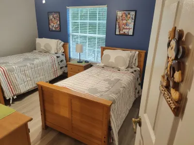 Townhome - Renovated in 2024, Saltwater Splash Pool, No Host Fees Hotels in West Kissimmee