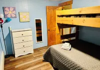 Escape to a cozy Alaskan retreat near Hatcher Pass