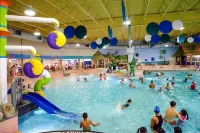 Oscar Inn & 2Bd Suite up to 6 People Private Hotels in Abbotsford