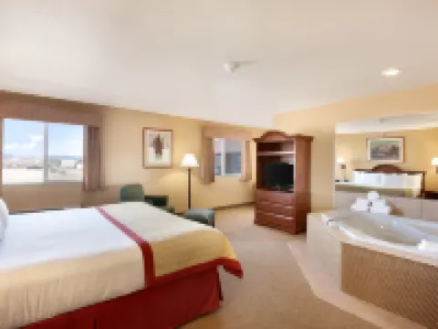 Pinedale Hotel & Suites Hotels in Pinedale