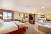 Pinedale Hotel & Suites Hotels in Pinedale