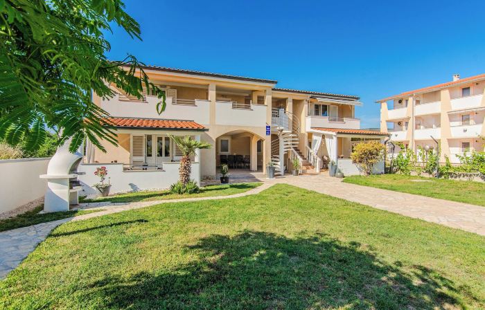 Apartments Juracak Josip i Mira