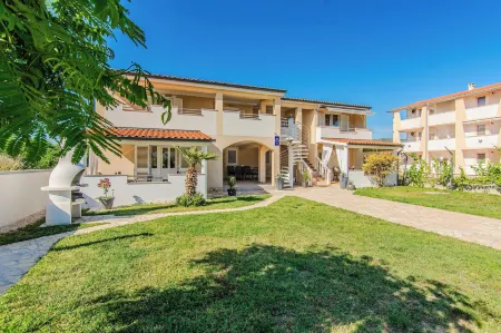 Apartments Juracak Josip i Mira