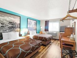 Super 8 by Wyndham Ogallala