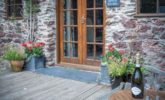 The Apple Store - 1 Bedroom Cottage - St Ishmaels