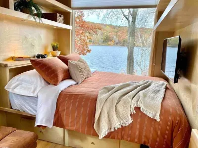 Lakefront Boho Tiny House Hotels in der Nähe von York Correctional Institution
