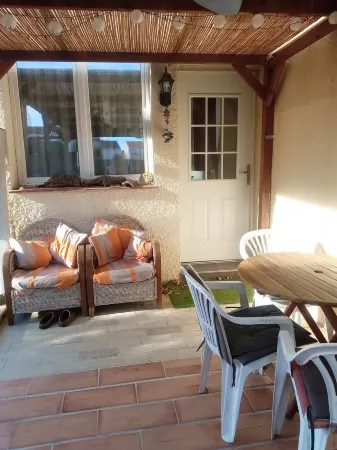 House between sea and mountains located in a quiet cul-de-sac Animals accepted Отели в г. Полестр