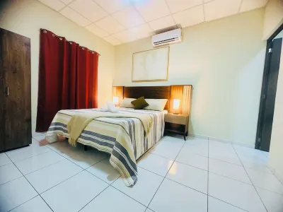 Charming 3-bedroom house with WiFi and AC in Santa Ana, El Salvador Hotels near el triangulito santa ana norte Park