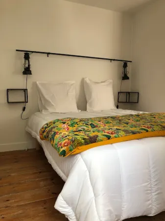 Superb duplex exceptional view on the port. Отели в г. Морле