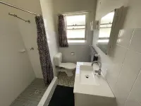 1 Bedroom Beach Apartment Queen Bed