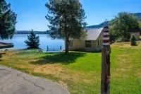 SERENE LAKEFRONT ESCAPE WITH PRIVATE BOAT RAMP AND LAKE & MOUNTAIN VIEWS