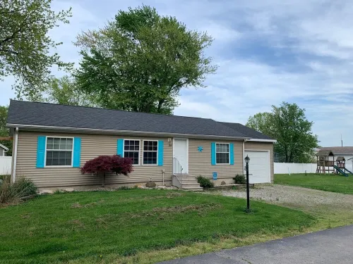 Marblehead Family Lake Cottage - 3 bedroom Hotels in Lakeside Marblehead