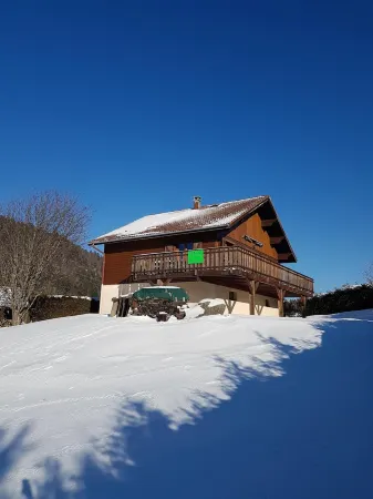 Attractive chalet 8/10 person Gerardmer Отели рядом с достопримечательностью «Camping Verte Vallée : dans les Vosges proche Gérardmer avec piscine et gîtes»