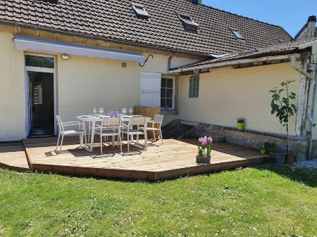 Superbe Gîte Classé 3 Étoiles, au Vert, à 2 pas du Château de Pierrefonds, 6pers Отели рядом с достопримечательностью «Замок Пьерфон»