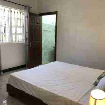 Coco Villa : a 10-minute ‘flip-flop’ ride from Pereybere beach Rooms