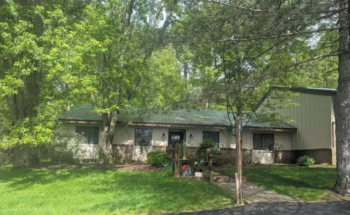 Charming 2-bedroom condo in McHenry Close To Lake Activities and Ski Resort