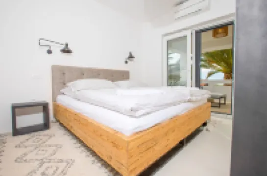 , Directly by the Sea, - Beautiful, New Design House