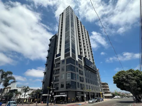 Condo Magico in Revolucion TJ 티후아나 호텔