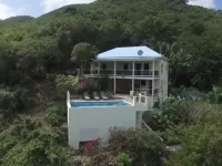 Coconut Breeze Villa: Mesmerizing Views, Cooling Tradewinds; Full A/C; Generator Hotels in Coral Bay