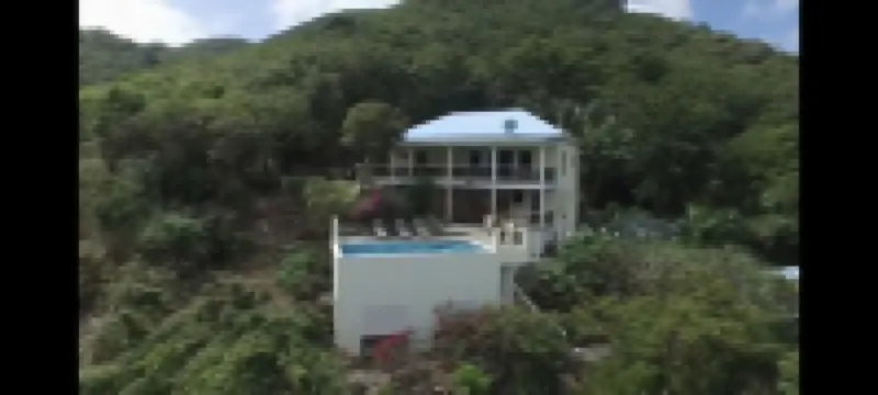 Coconut Breeze Villa: Mesmerizing Views, Cooling Tradewinds; Full A/C; Generator โรงแรมใน