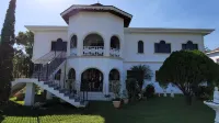 Family size private home