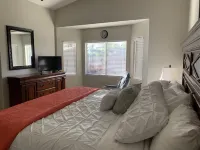 Surprise Retreat! Heated Pool and Hot Tub Hotels near Bicentennial Park