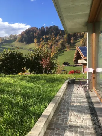 new spacious apartment with sauna apartment Chalet Park s, Отели в г. Димтиген