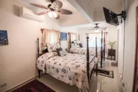 What else can I say but fantastic.  There are only positives to this setting. Hotels in 