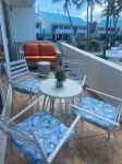 Palms Trees & Oceanfront Condo: FAB Reviews -So Cozy  2BD-2Bath,Deck,Pool & WiFi