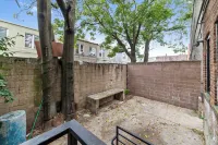 Spacious 3-bedroom apartment with WiFi, AC in charming Brooklyn