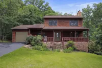 A Summer Getaway Near Shenandoah Park & Resort Fun!