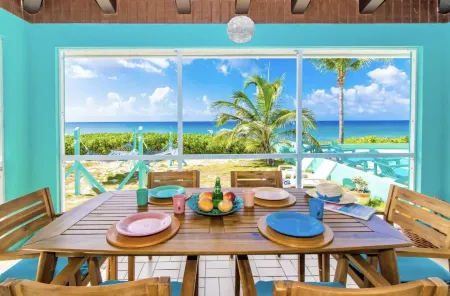 Beach House and Cottage with 2 Full Kitchens, Sleeps 16.