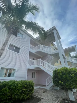 Bimini Home at the Beach Hotels in Alice Town