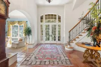 Luxury Home, Private Homesite with Pool, Easy Walk to Beach!!