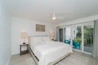 Resort Style 2br/2ba Condo on Seven Mile Beach