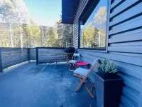 Comfortable lodging close to Whitewater & town